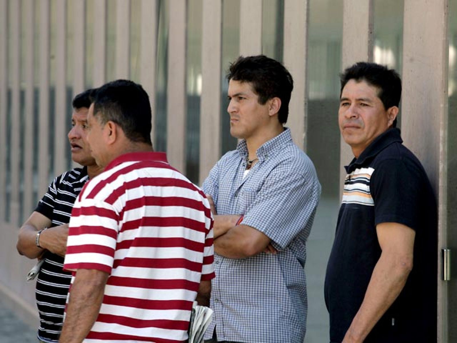 Telediario 2 en cuatro minutos - 25/06/10 | Ver