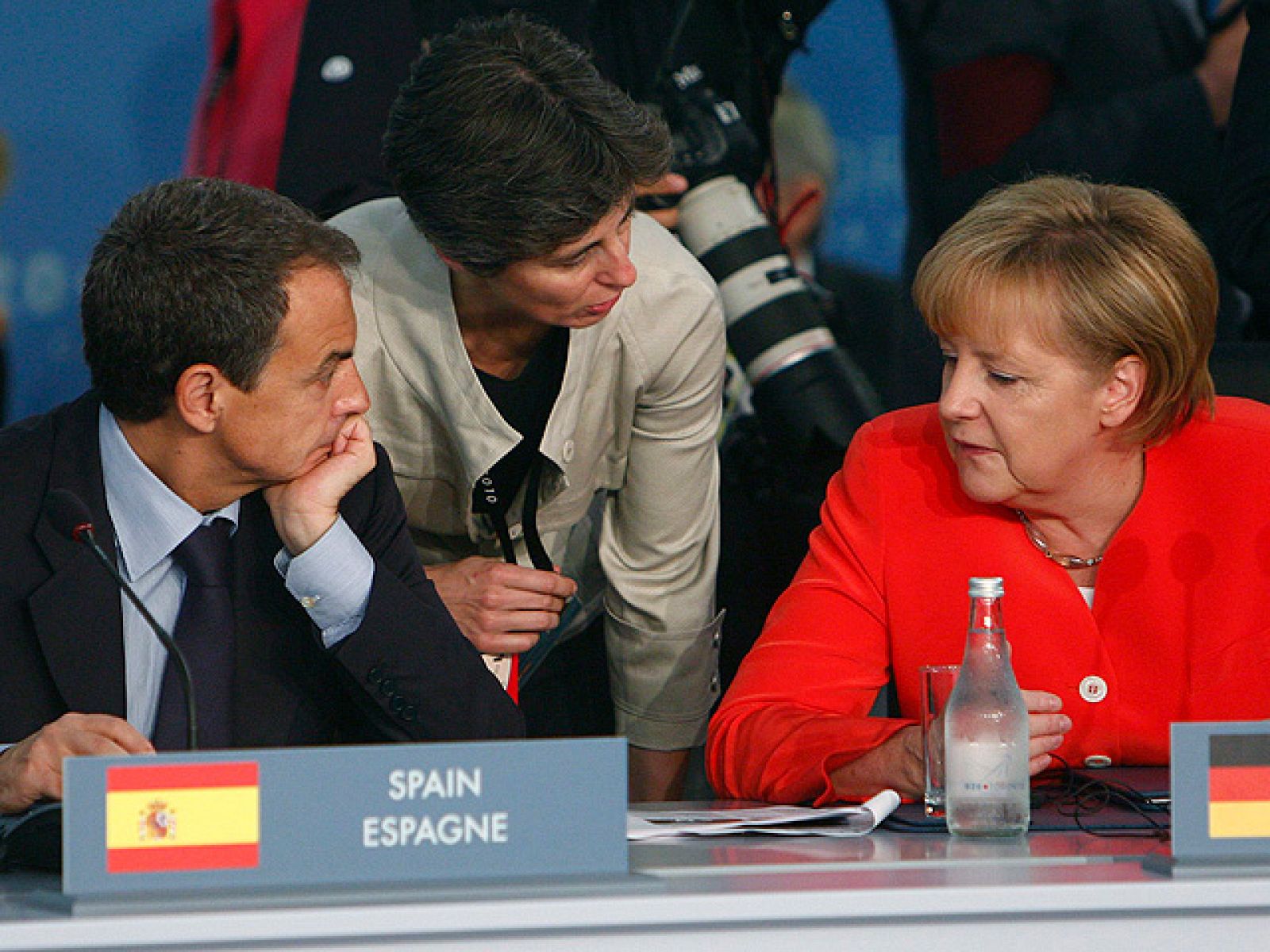 Telediario en cuatro minutos (28/06/2010)