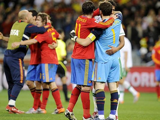 Telediario 1 - Telediario en 4' - 30/06/10