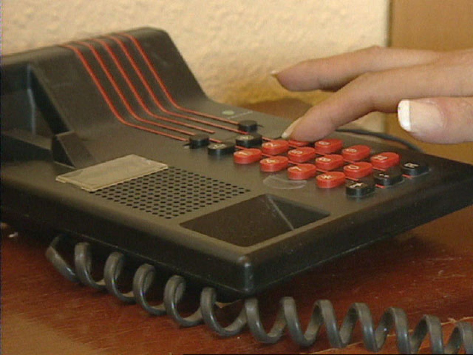 Las reclamaciones y consultas atendidas por las asociaciones de consumidores han aumentado un 10% | Ver