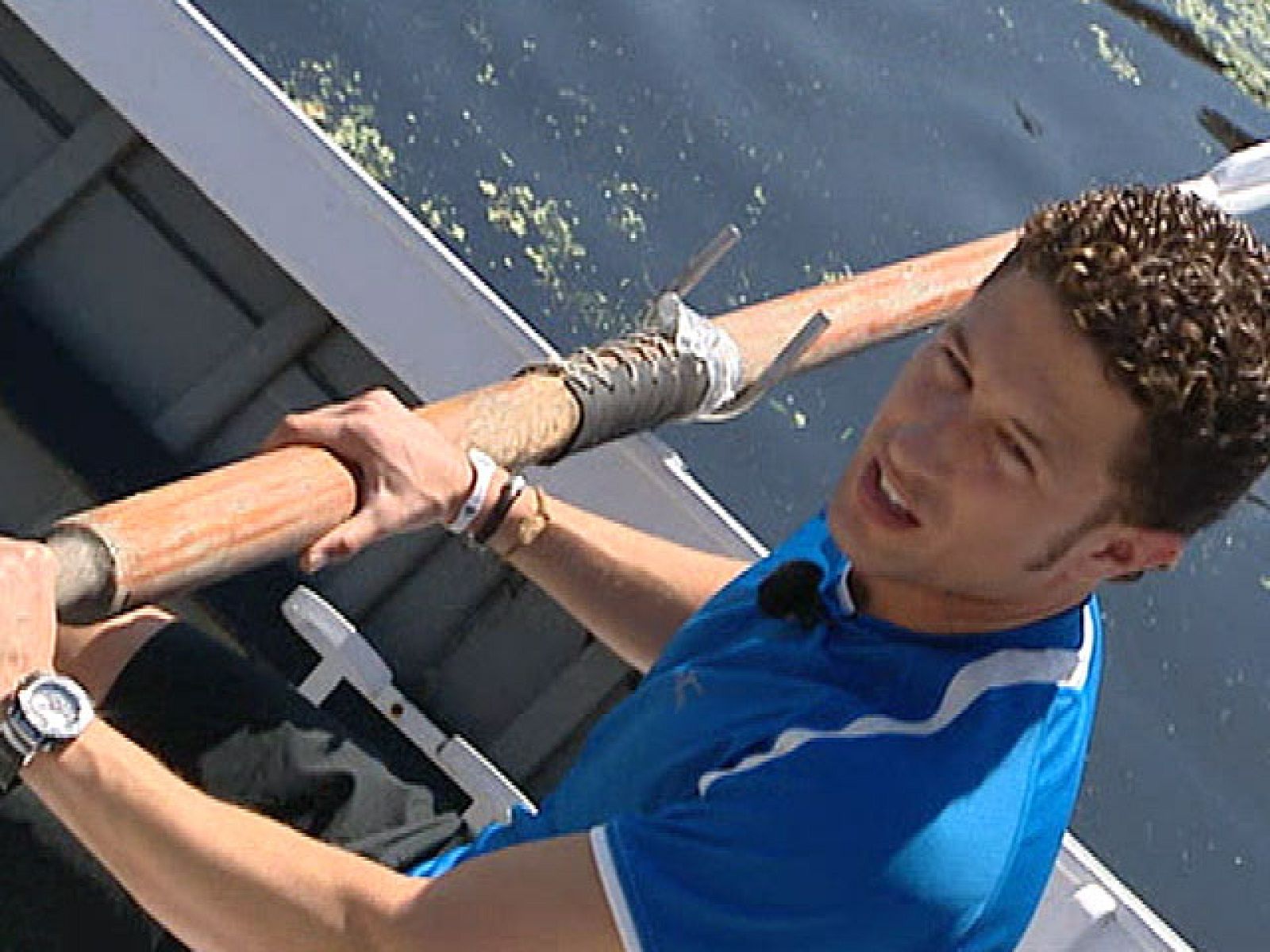 En el Gran Premio de Países Bajos, un grupo de pilotos compitió contra otro de periodistas a remo. Fue una competición un tanto descompensada...