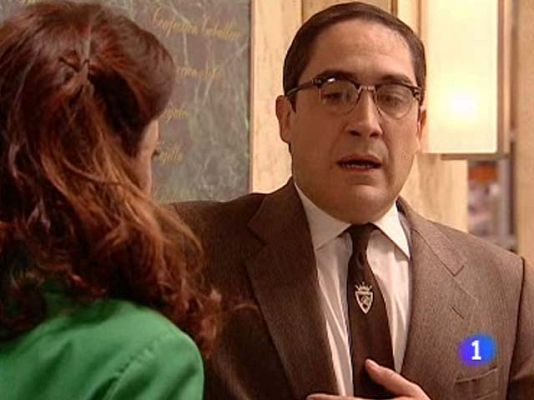 Amar en tiempos revueltos - Leonardo se declara a Clementina