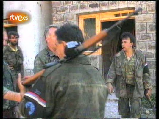 Fue noticia en el Archivo de RTVE - Los asesinatos de Srebrenica (1995)