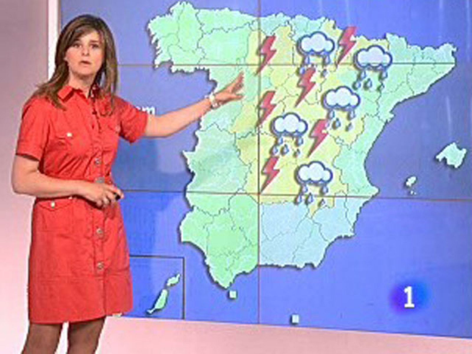 Dieciséis provincias continúan en alerta por las tormentas y lluvias