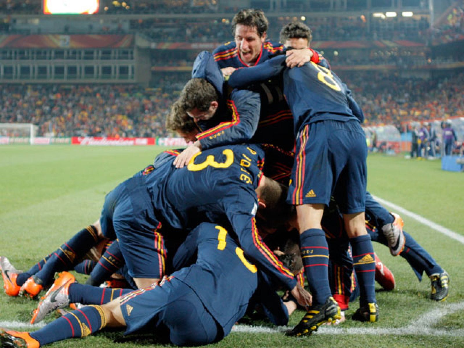 El Telediario en cuatro minutos (04/07/2010)