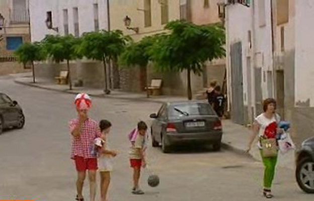 España Directo - Se buscan familias con hijos