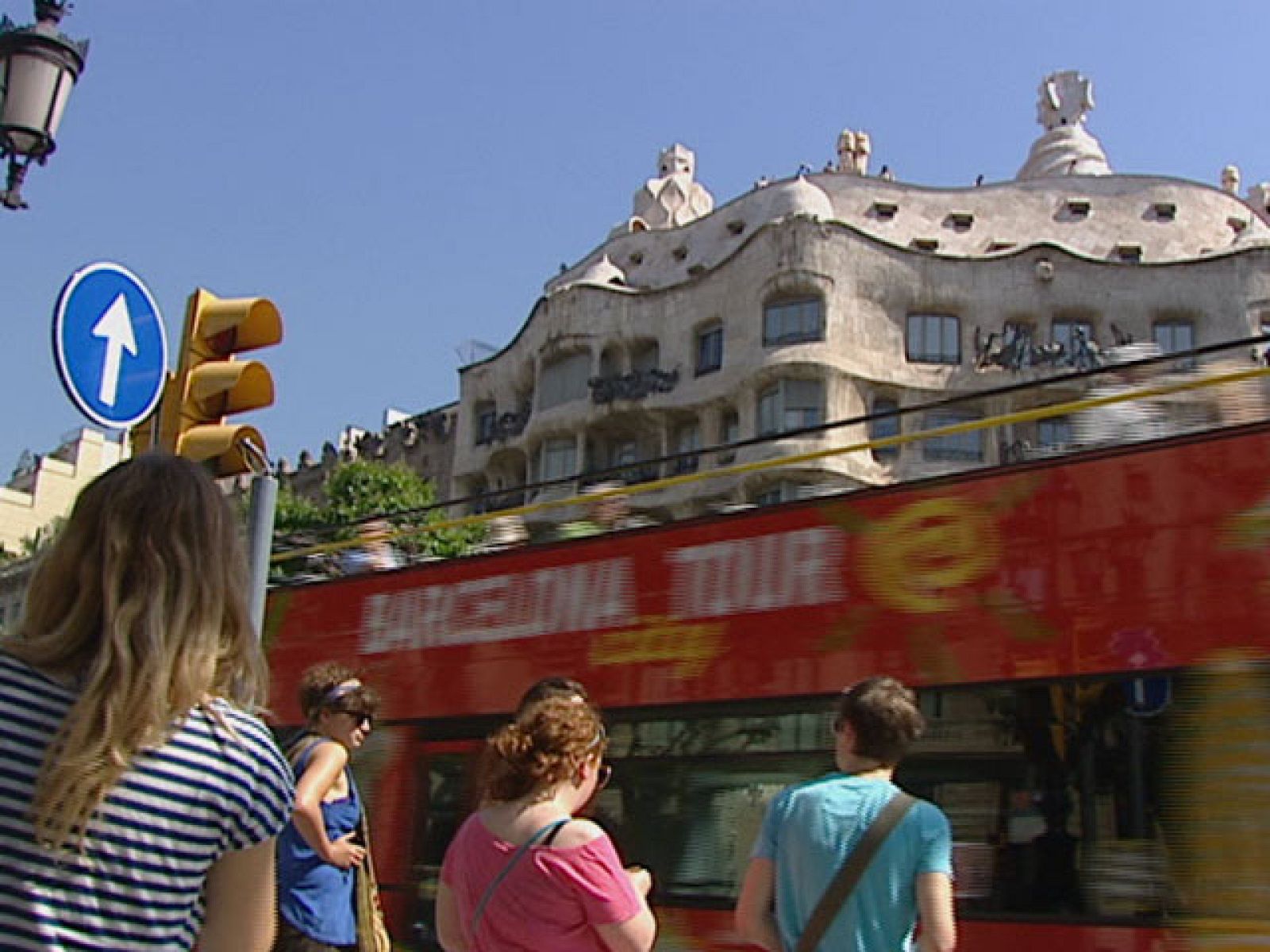 Barcelona plantea un impuesto que grave el turismo