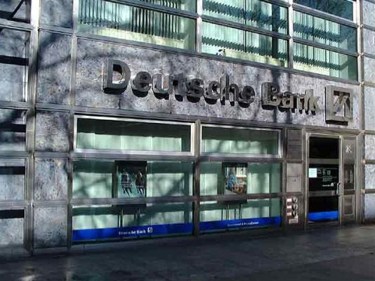  - El Deutsche Bank rectifica