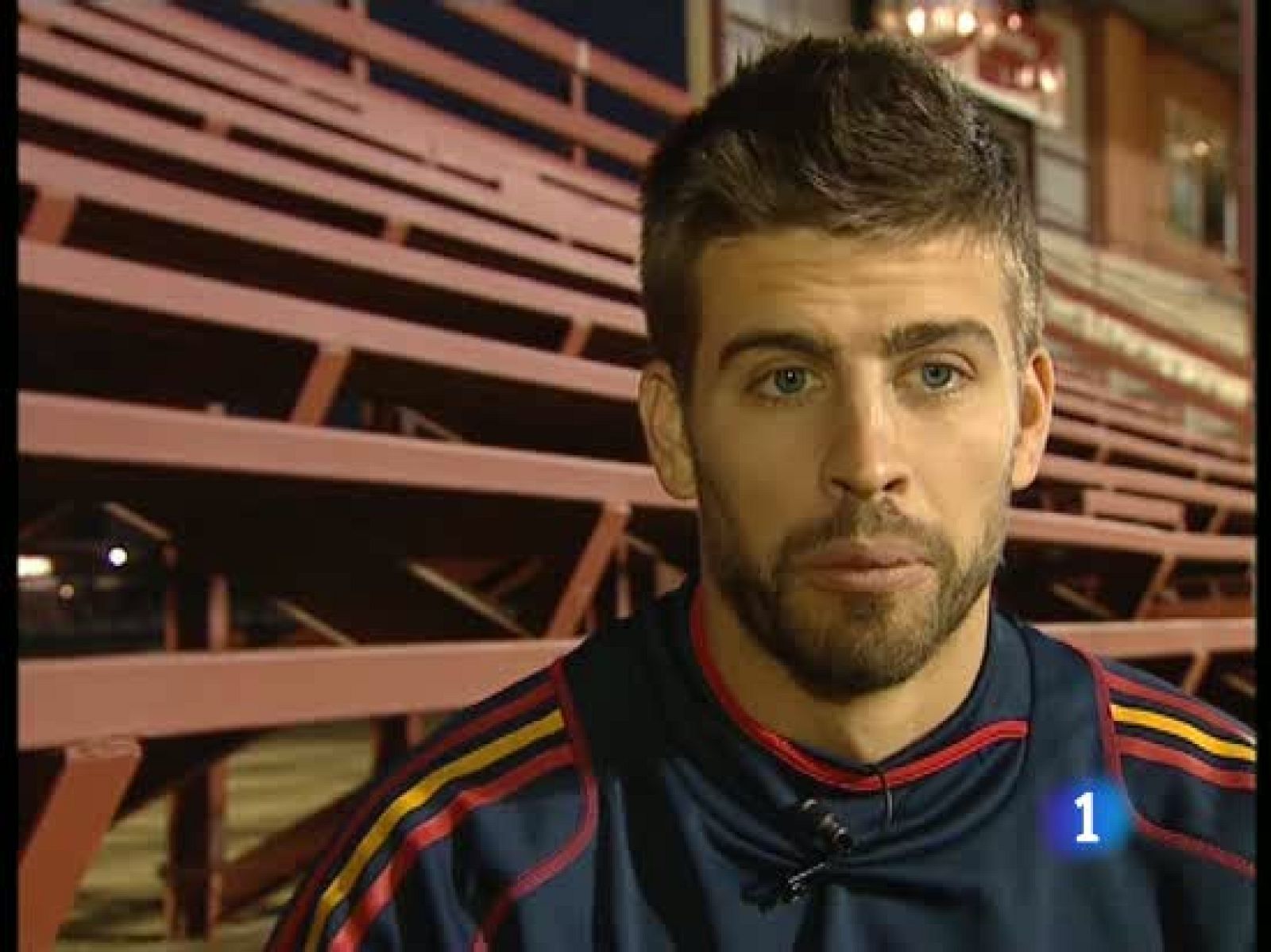 Piqué: 'Una semifinal es a cara o cruz' | Ver