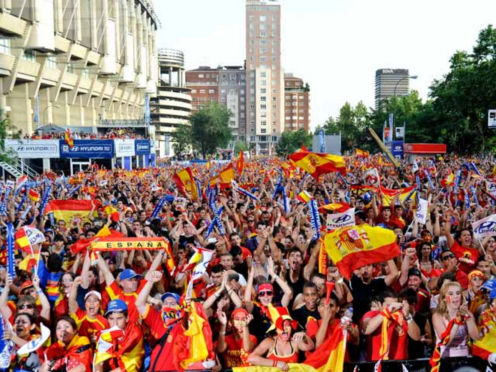 Telediario 2 en cuatro minutos - 07/07/10 | Ver