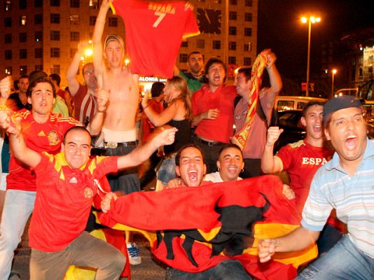 - España enloquece con la 'Roja'