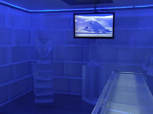  - Contra el calor, un bar de hielo