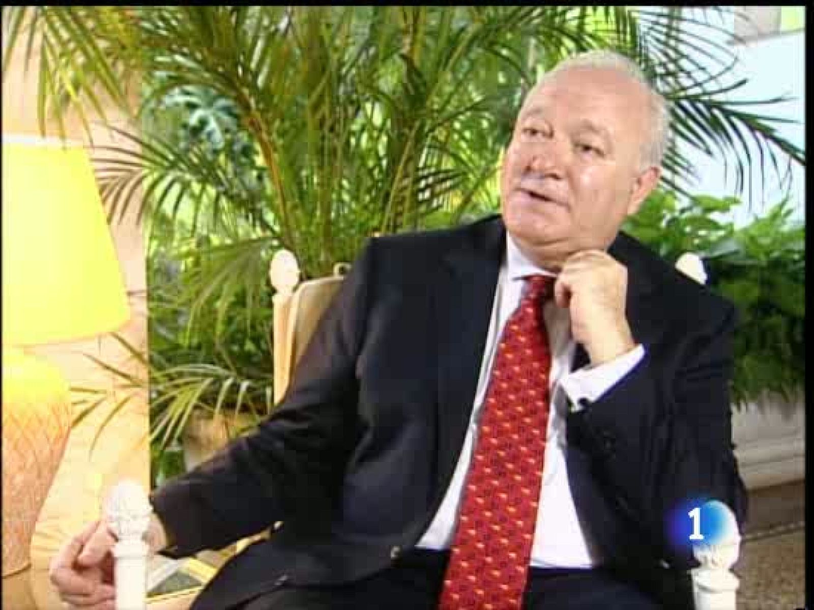 Miguel Ángel Moratinos: "El presidente Castro ha confíado en la política de España hacia Cuba" | Ver