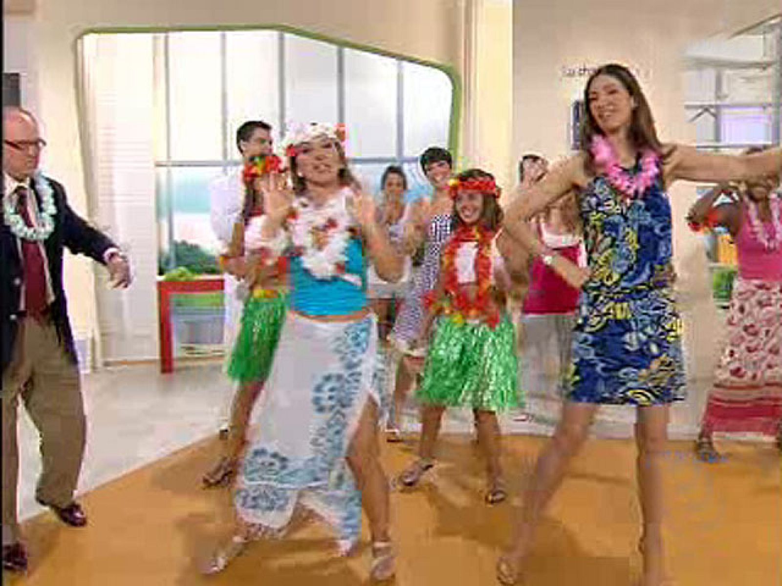 El baile de La mañana de La 1 - Baile hawaiano