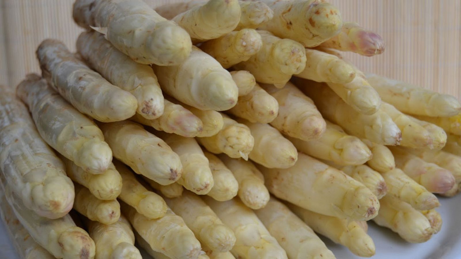 A pedir de boca - Espárragos de Navarra - Ver ahora