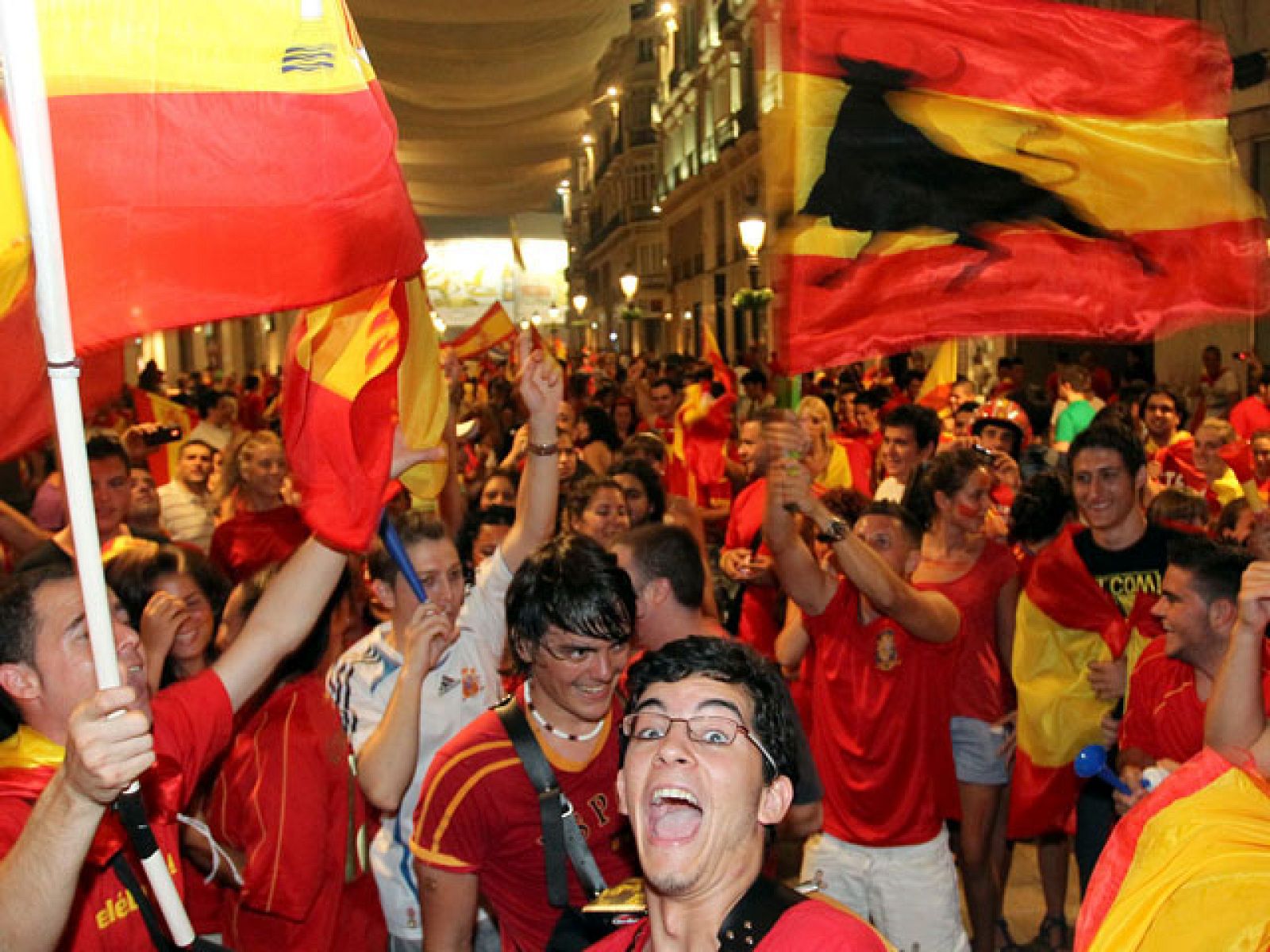 España entera celebra el triunfo de la selección española | Ver