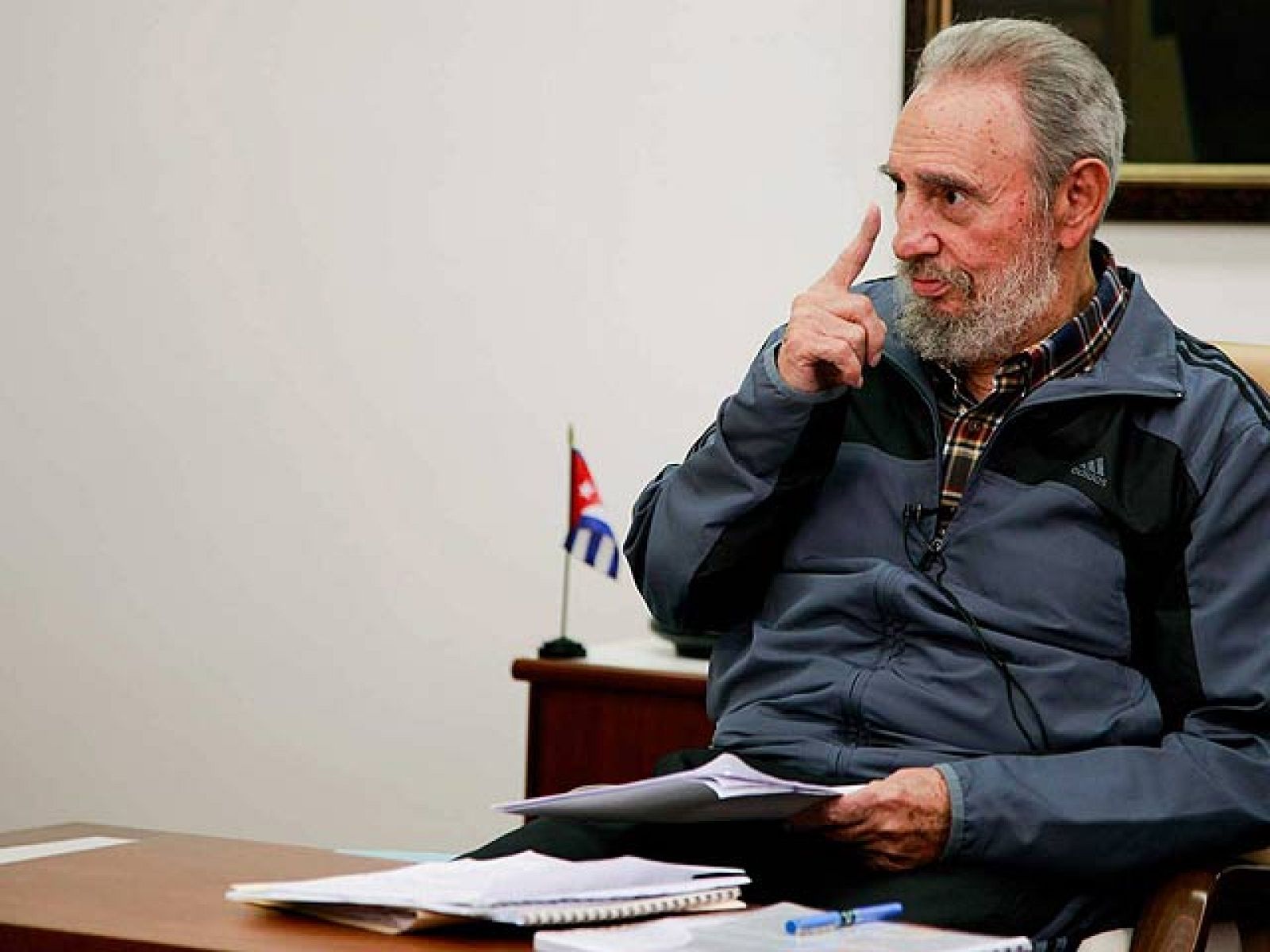 Fidel Castro reaparece en un debate en televisión | Ver