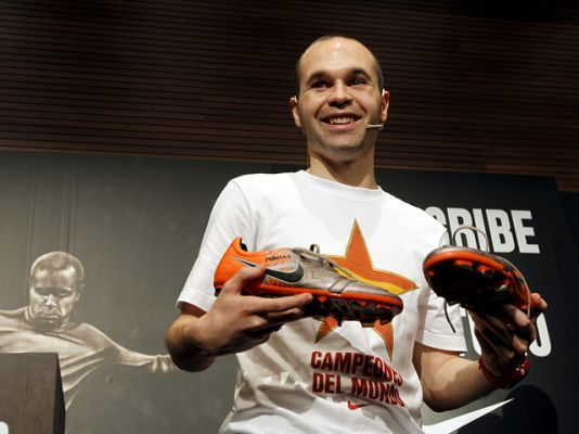  - Iniesta: 'El gol tenía que entrar'