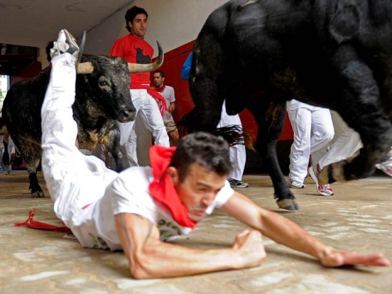 Telediario matinal en cuatro minutos - 14/07/10 | Ver