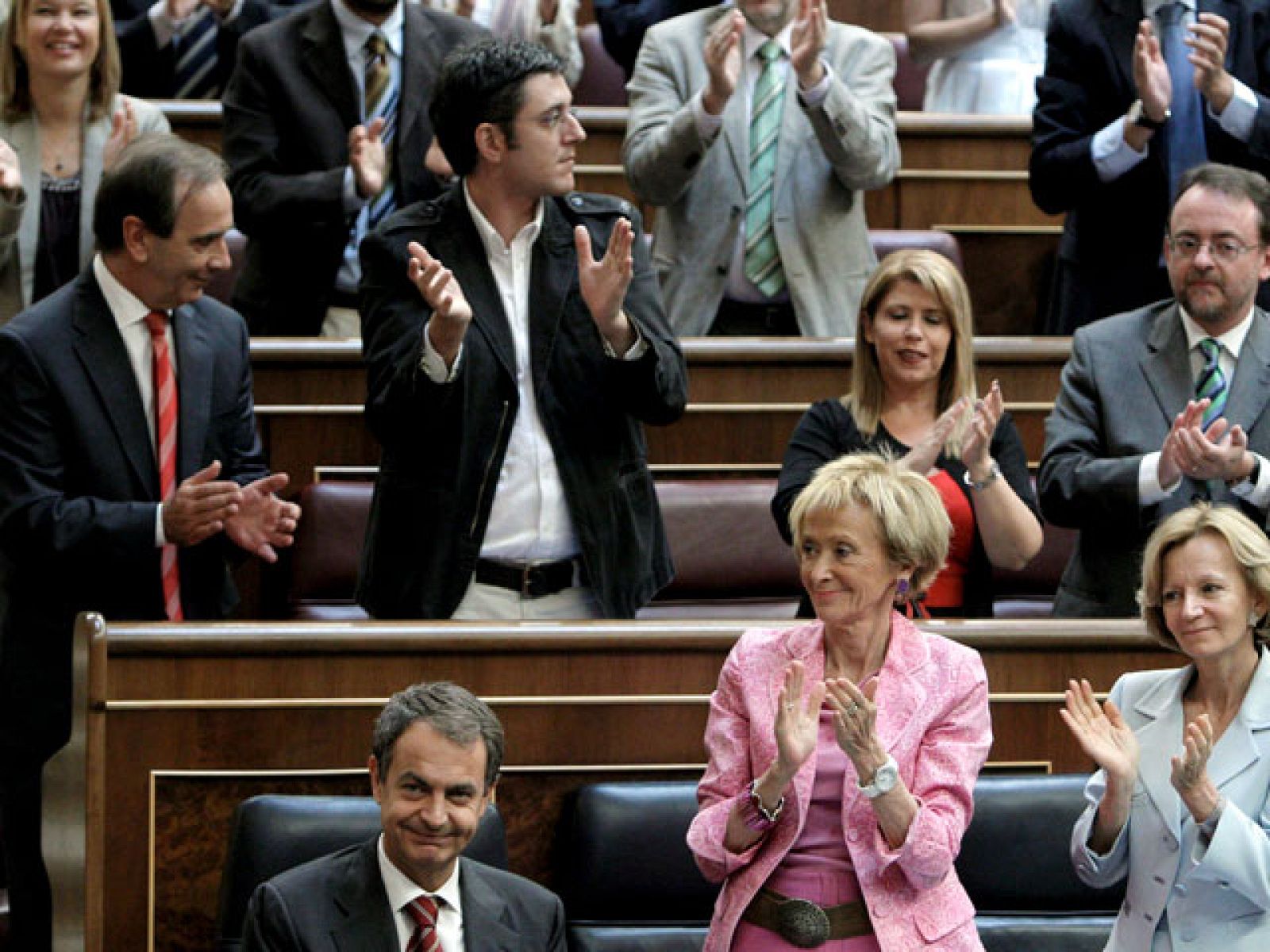 Estatut y la búsqueda de apoyos convenidos centran las críticas del Grupo Mixto a Zapatero