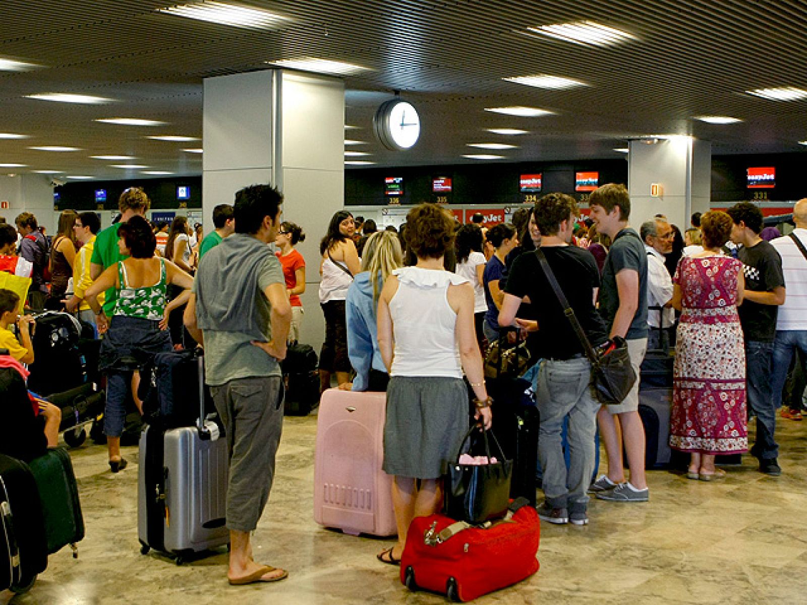Los controladores piden más personal