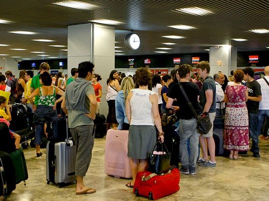  - Los controladores piden personal