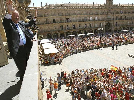  - Salamanca homenajea a Del Bosque