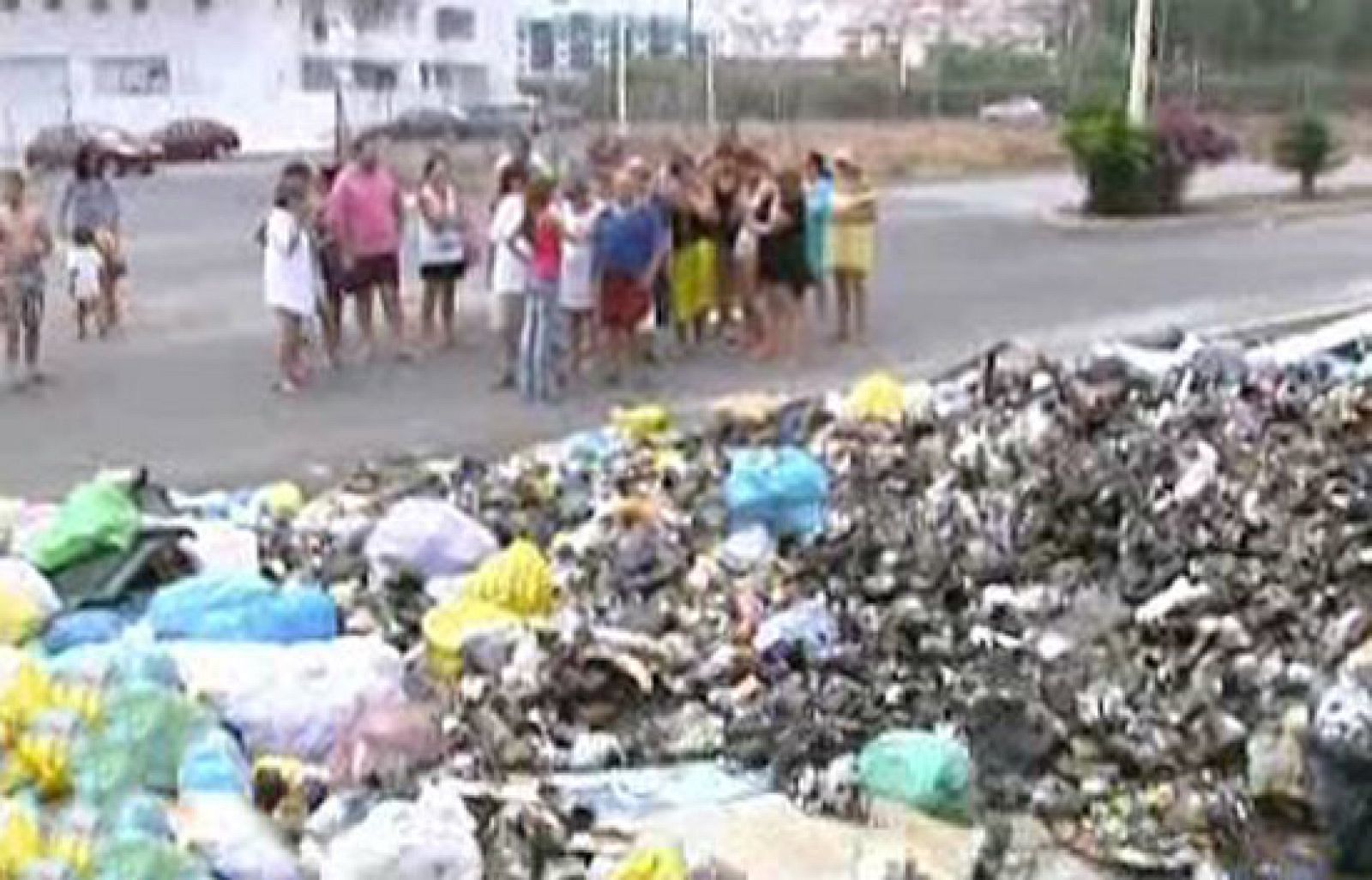 España Directo - El pueblo de la basura | Ver
