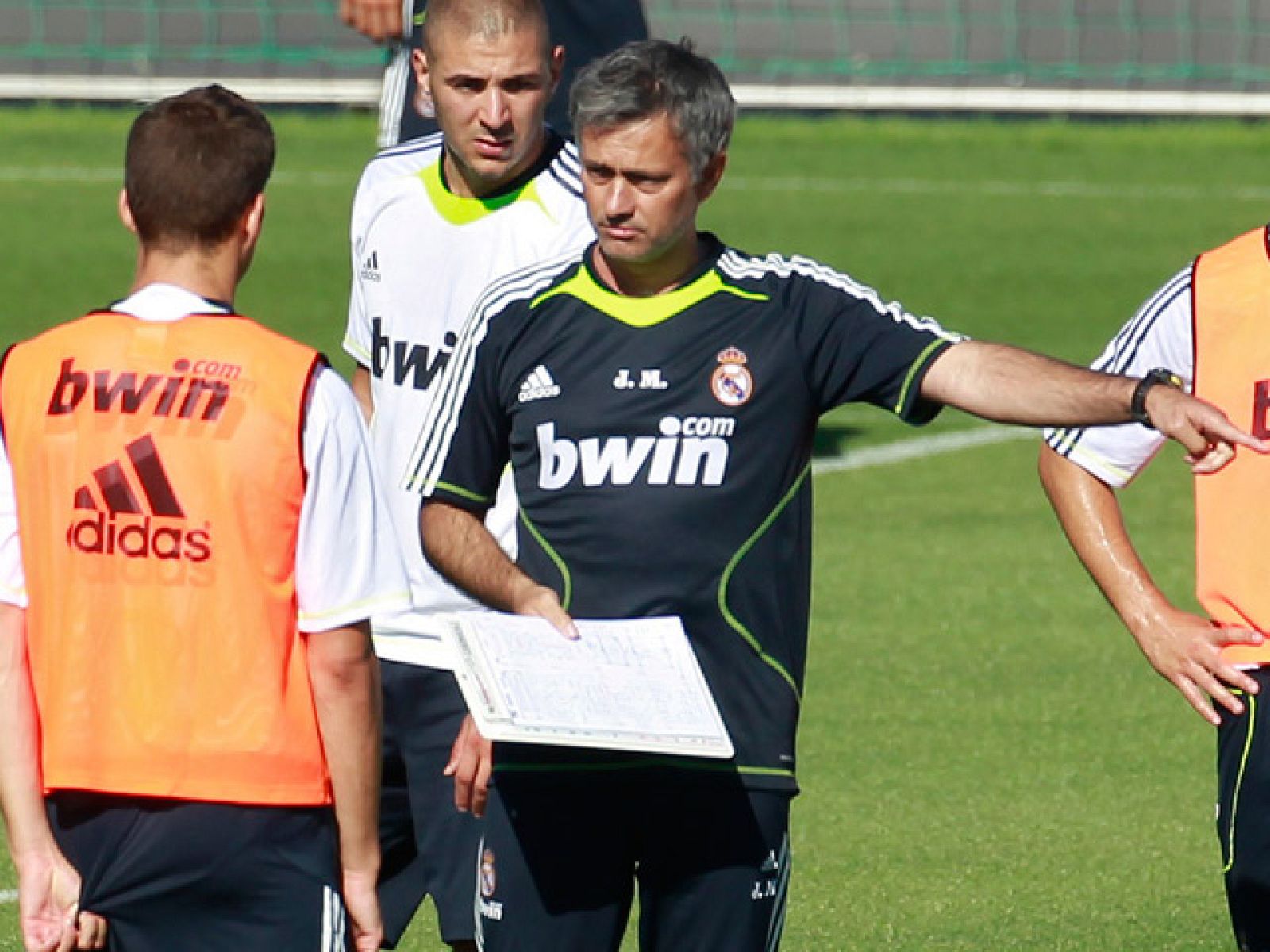 El Real Madrid va conociendo poco a poco los métodos de trabajo de José Mourinho