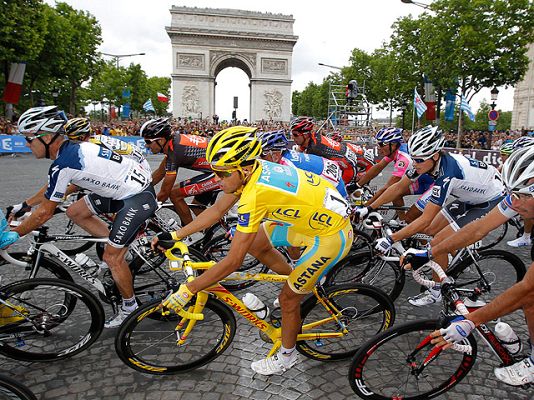 Tour de Francia - París vibra con la llegada del Tour