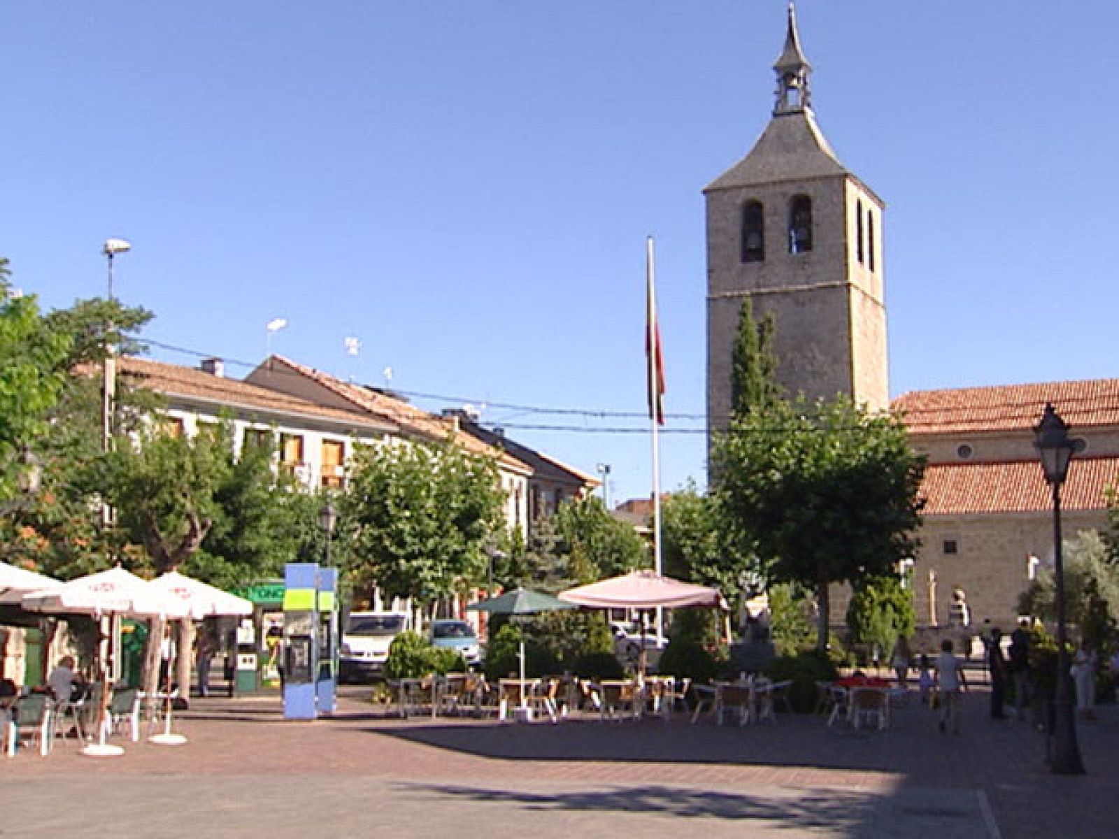 La localidad madrileña de Galapagar es la primera de esta comunidad en prohibir el uso del burka  en edificios municipales | Ver