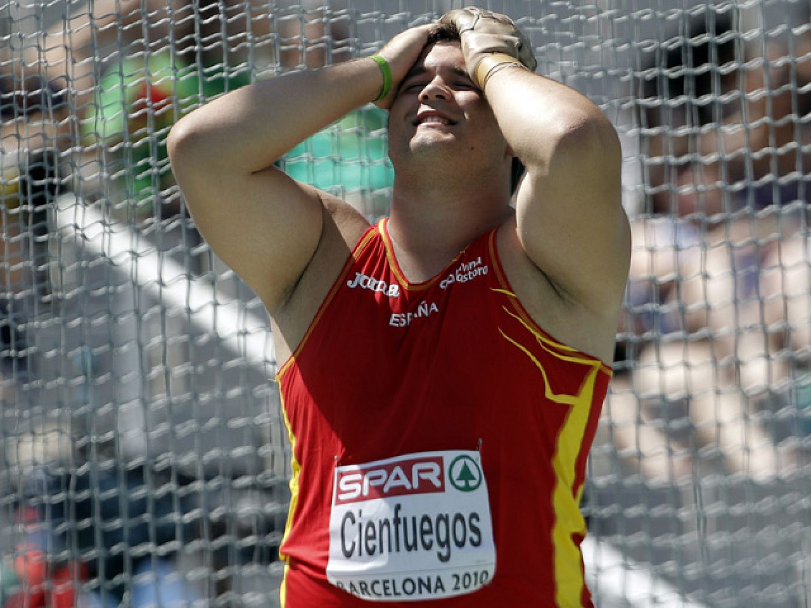 Cienfuegos no pasó de ronda con el martillo | Ver