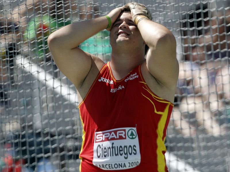 Cienfuegos no pasó de ronda con el martillo | Ver