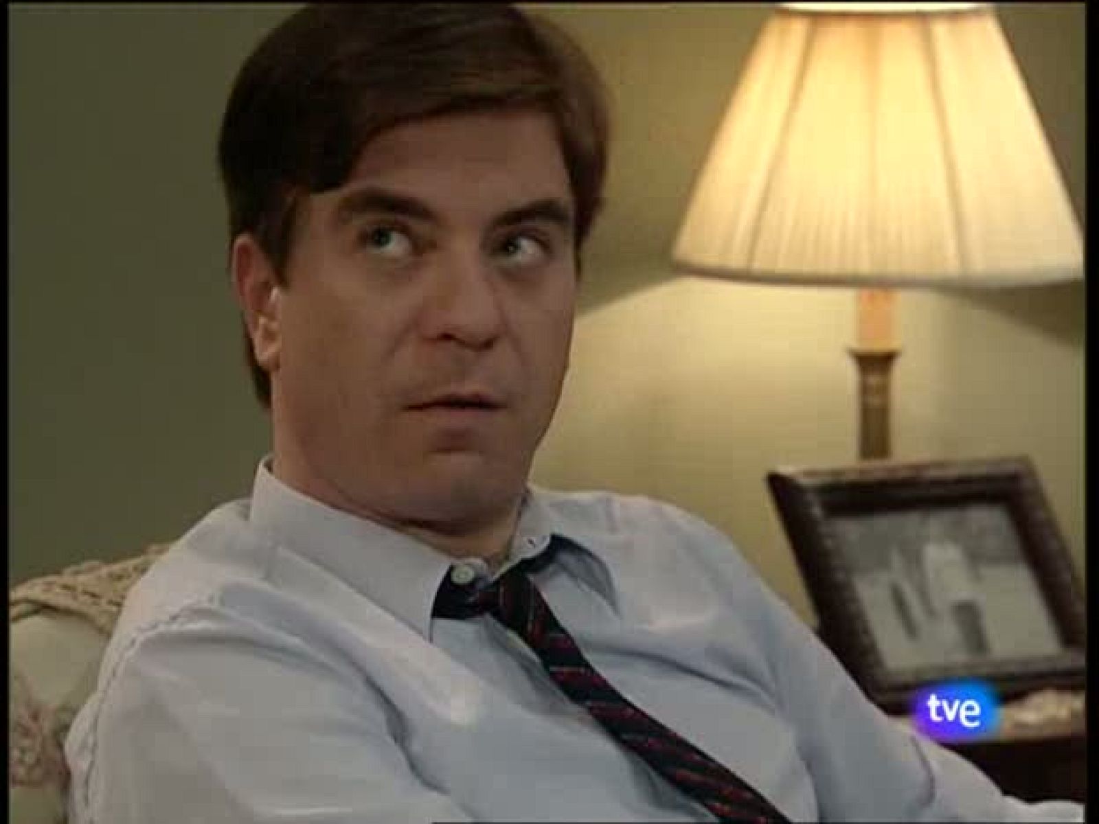 Amar en tiempos revueltos - Cap. 228