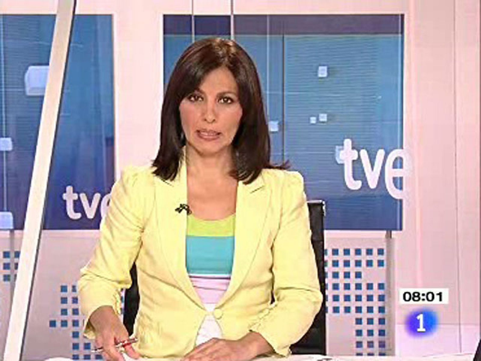 Telediario matinal en cuatro minutos - 28/07/10 | Ver