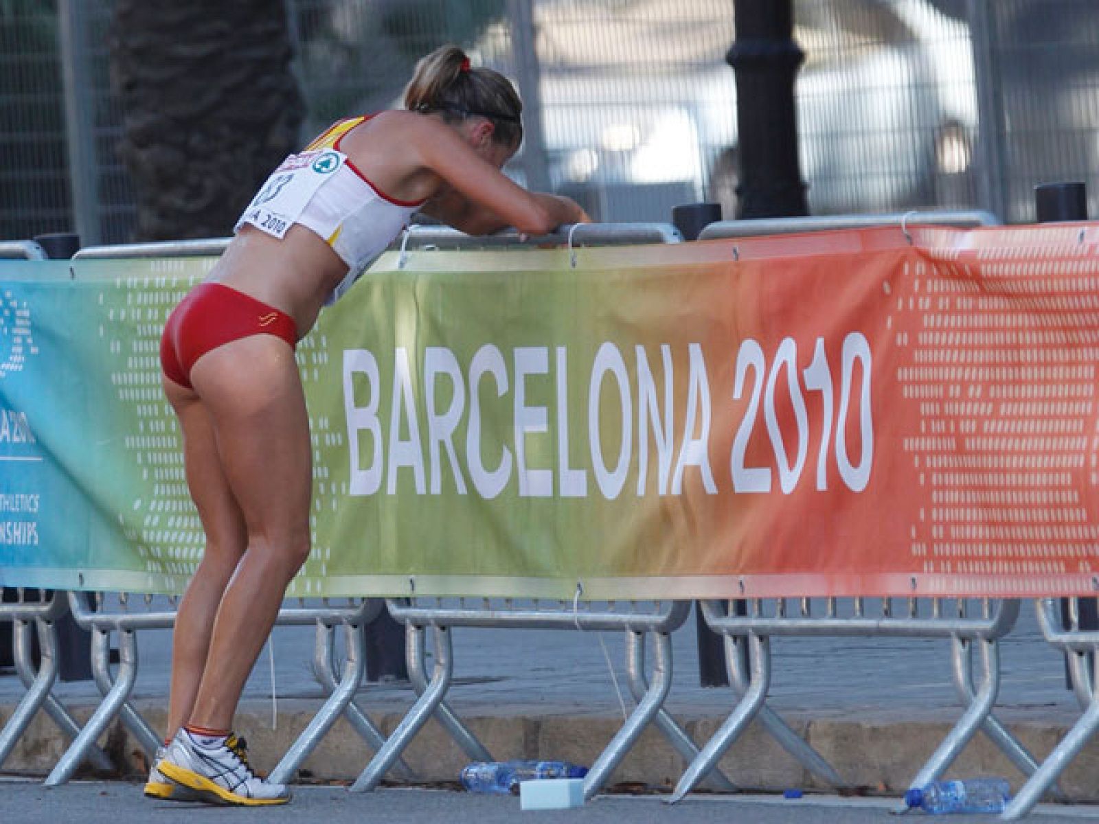 María Vasco no puede acabar los 20Km marcha | Ver