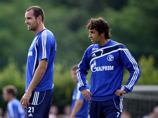  - Raúl ya entrena con el Schalke