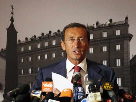  - Ruptura Berlusconi- Fini