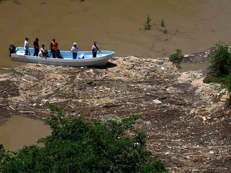 Telediario fin de semana en cuatro minutos - 01/08/10 | Ver