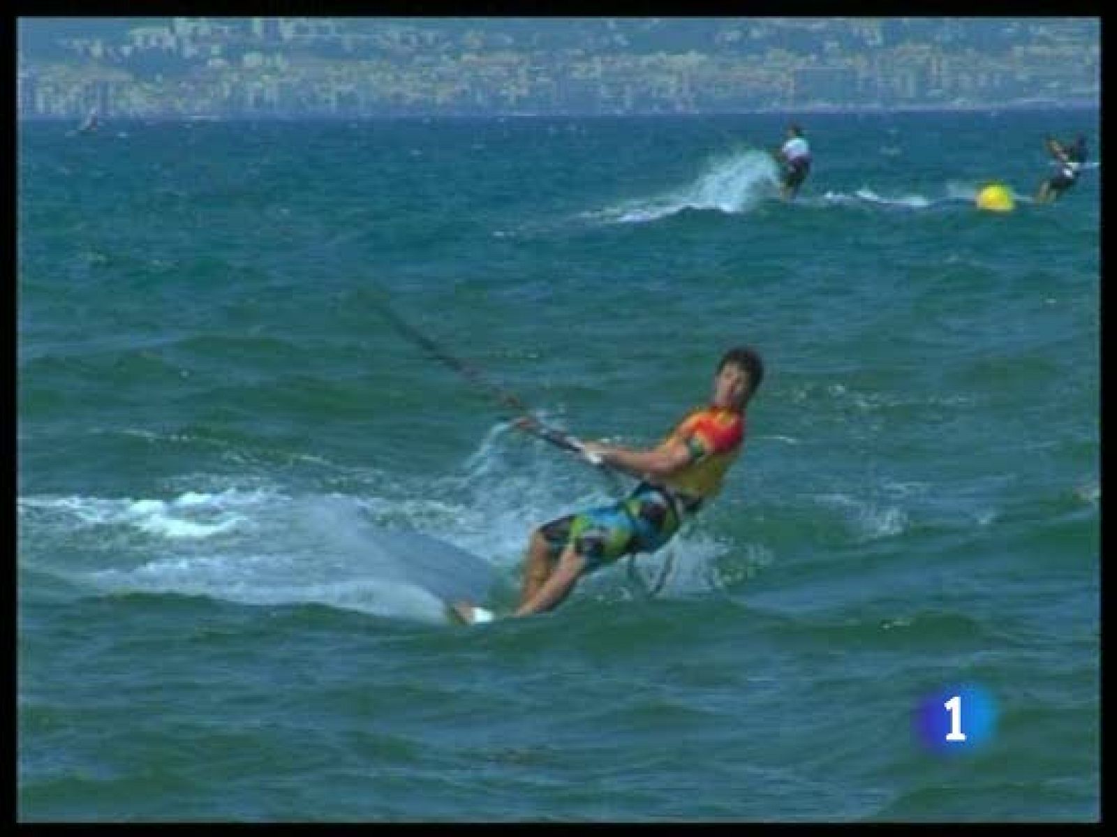 Los mejores riders sobre las olas | Ver