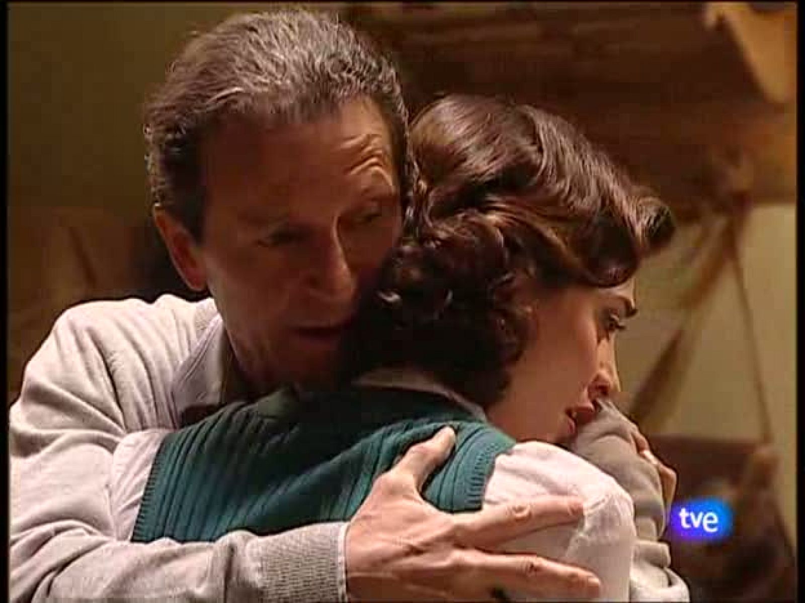 Amar en tiempos revueltos - Cap. 232