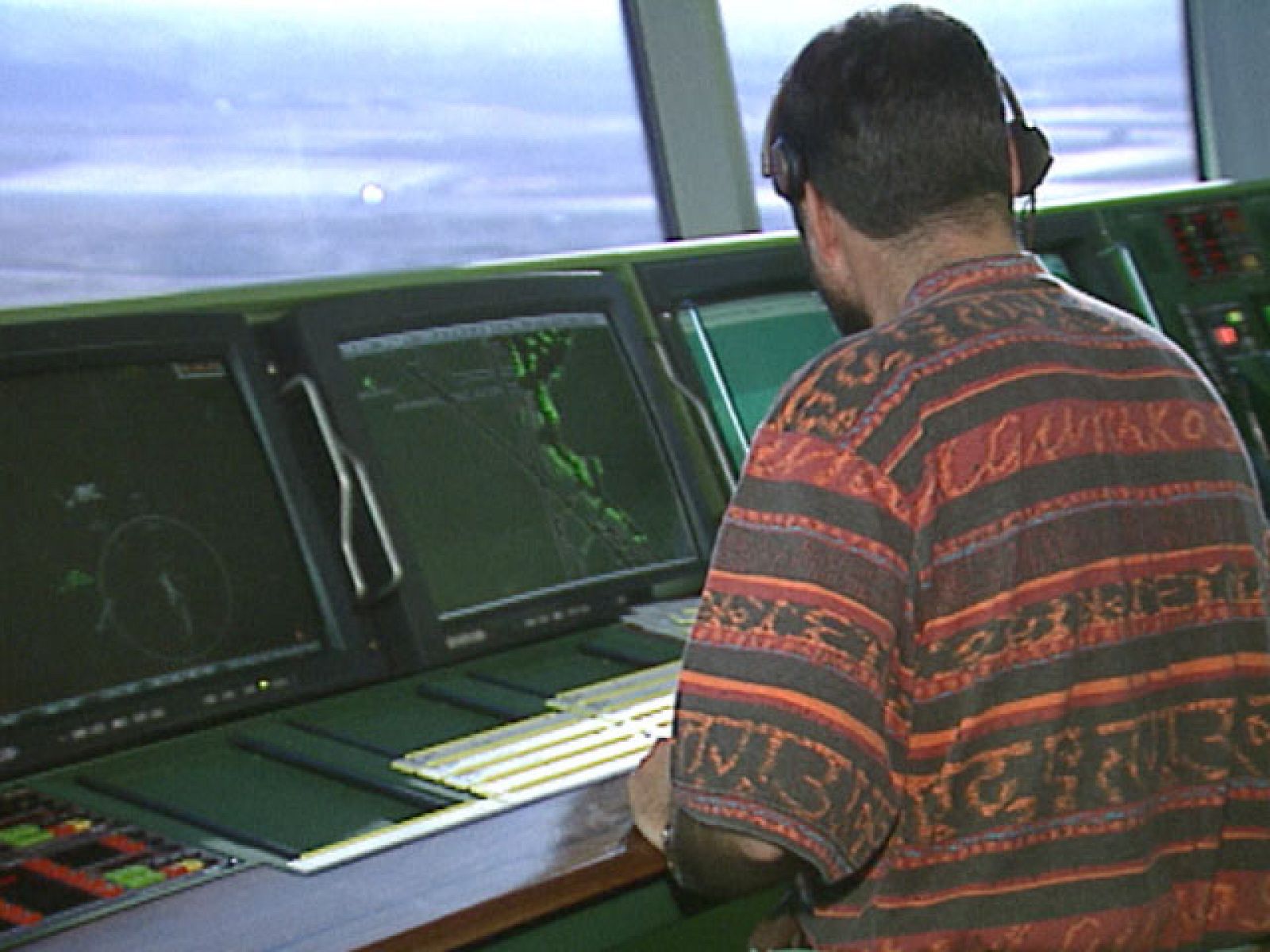 Los controladores aéreos ultiman su huelga | Ver