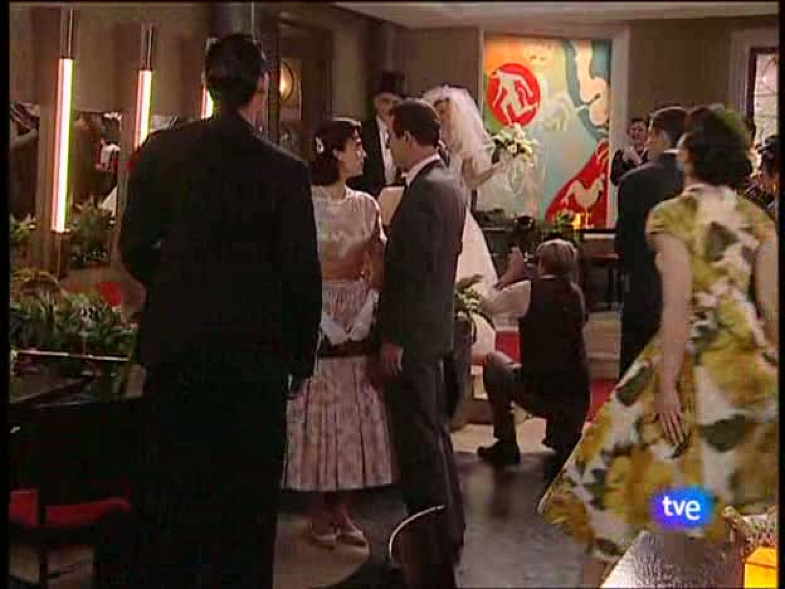 Amar en tiempos revueltos-  Cap. 233