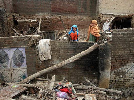  - Pakistán quiere evitar epidemias