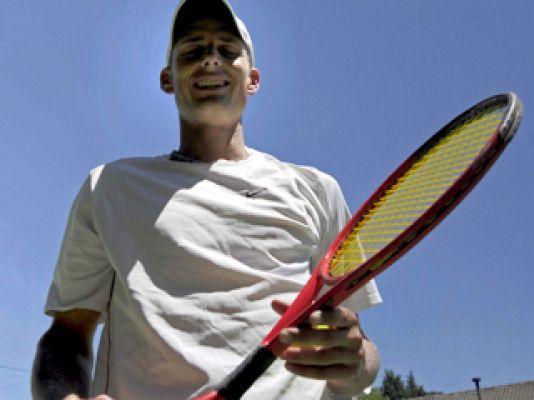  - Así es la raqueta de mango doble