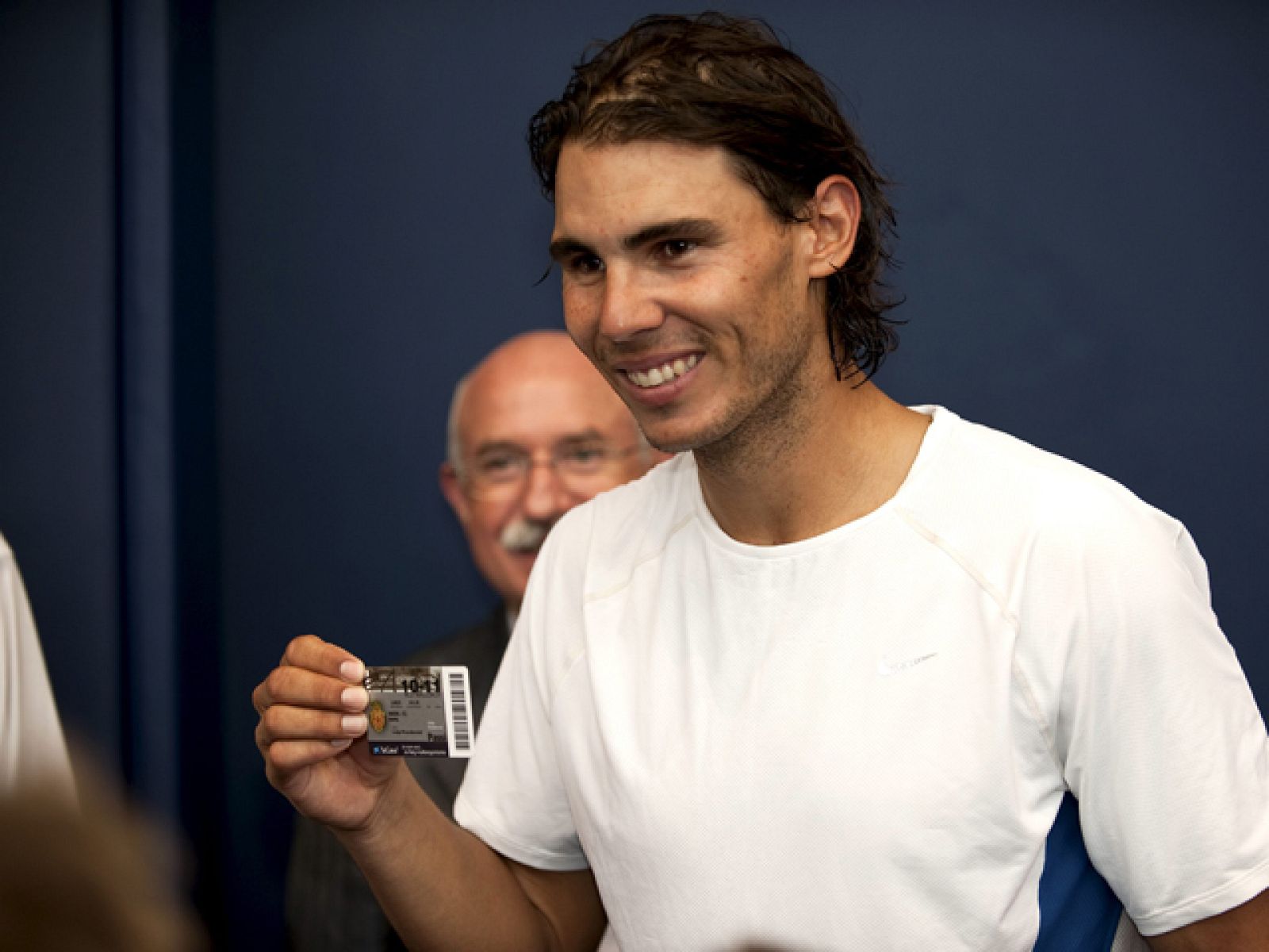 Nadal ya tiene su carné de socio | Ver