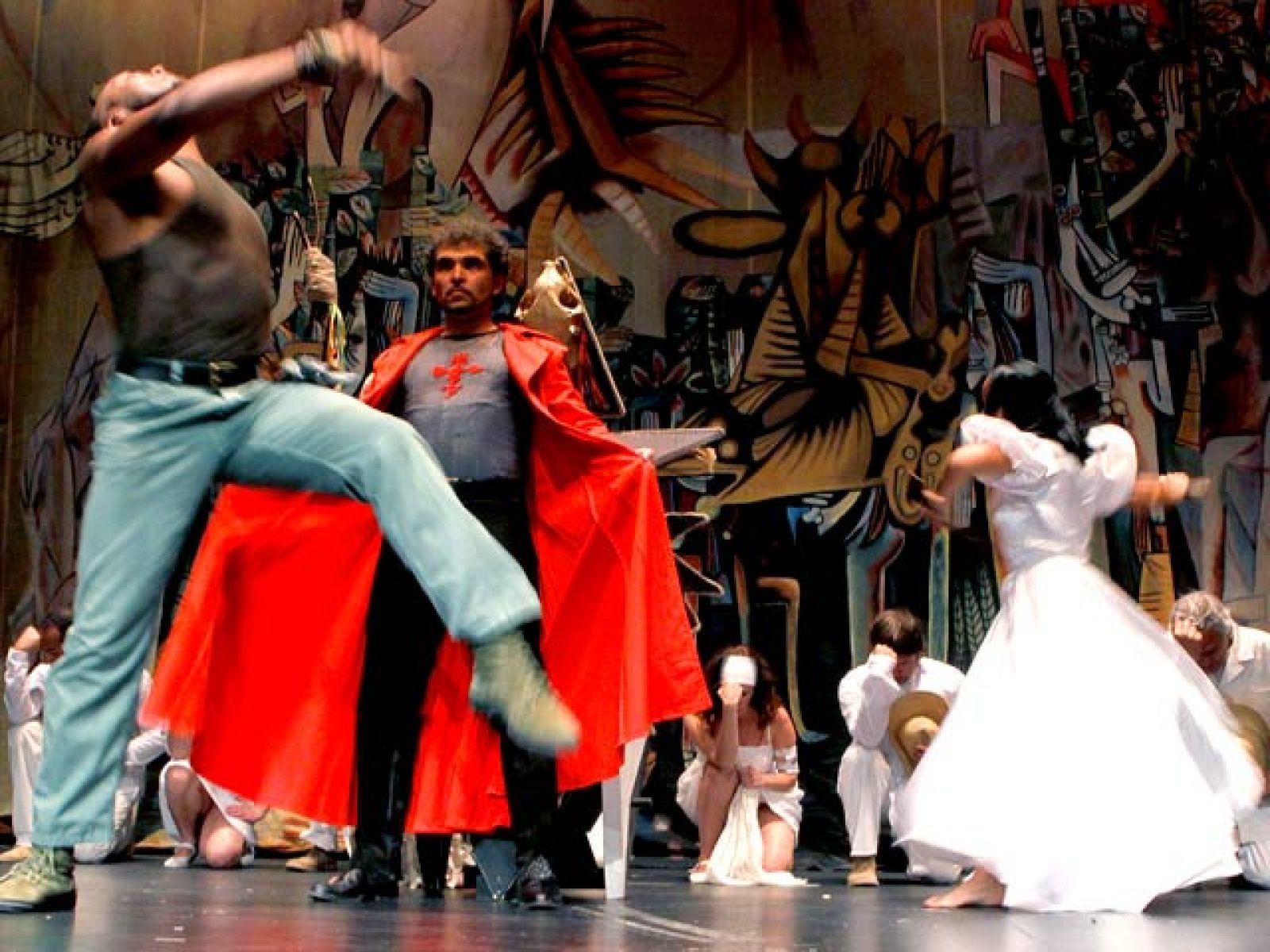 Llega a los escenarios madrileños una adaptación caribeña de "Fuenteovejuna" | Ver