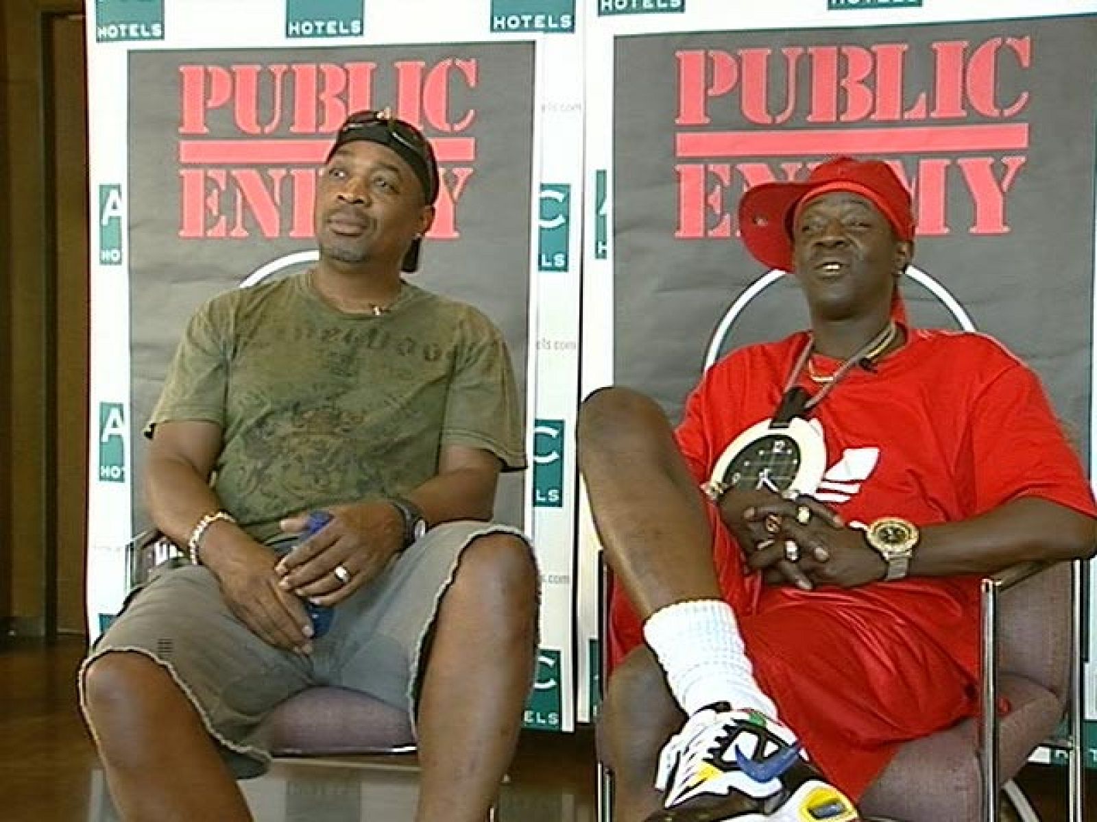 Public Enemy actúa en Vigo: "Somos los Rolling Stone del hip hop" | Ver