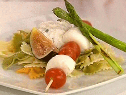 RTVE Cocina - Ensalada de pasta con frutos secos