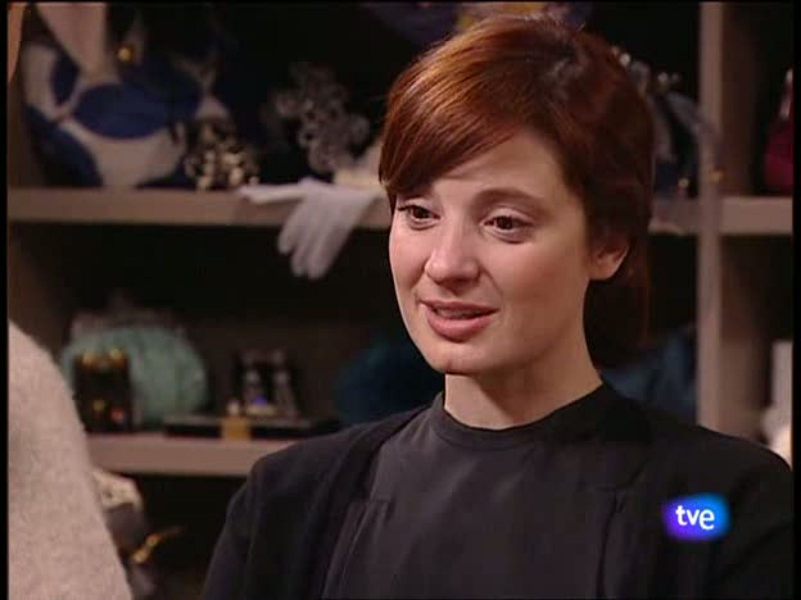 Amar en tiempos revueltos - Cap. 236